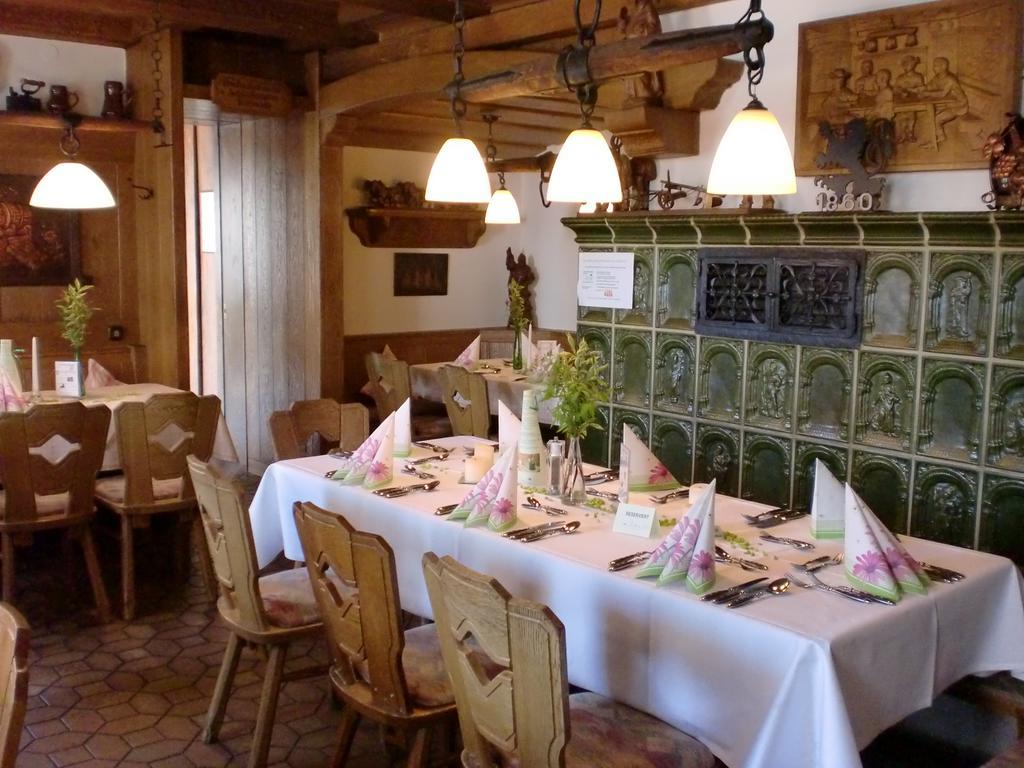 Hotel & Gaestehaus Krone Гайзельвинд Экстерьер фото