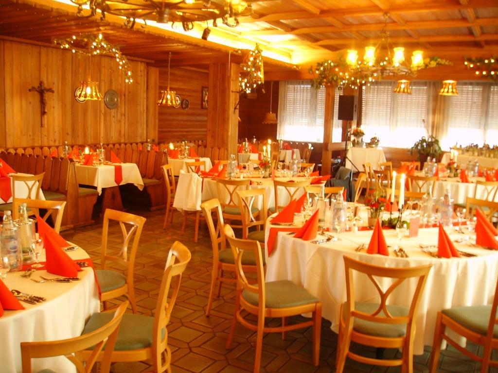 Hotel & Gaestehaus Krone Гайзельвинд Экстерьер фото