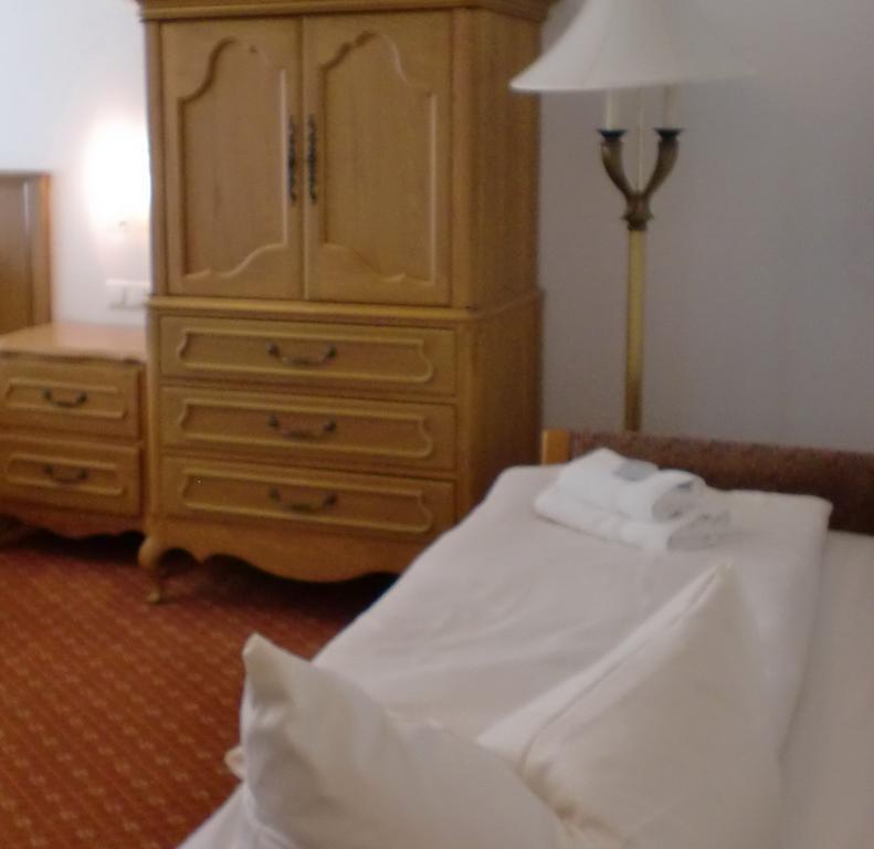 Hotel & Gaestehaus Krone Гайзельвинд Номер фото